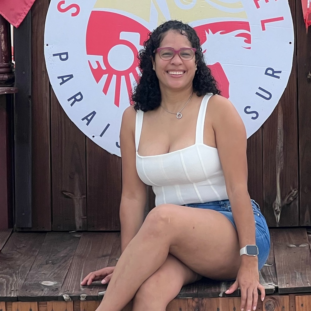 Meet your Posher, Maria